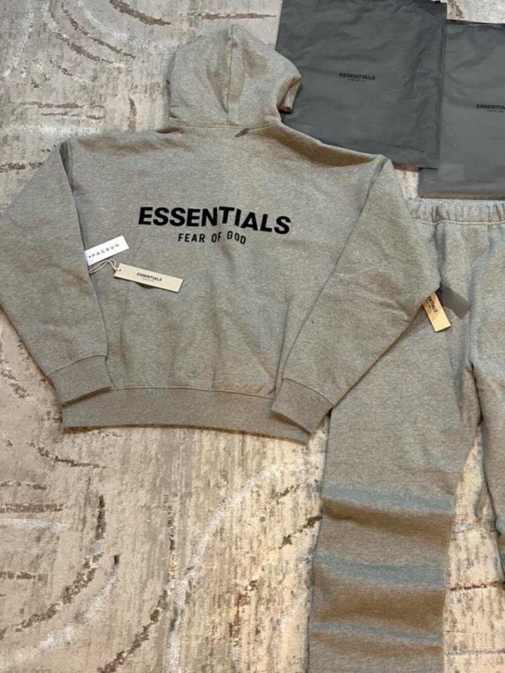 Essentials Small Dark oat Set - Picture 4 of 4